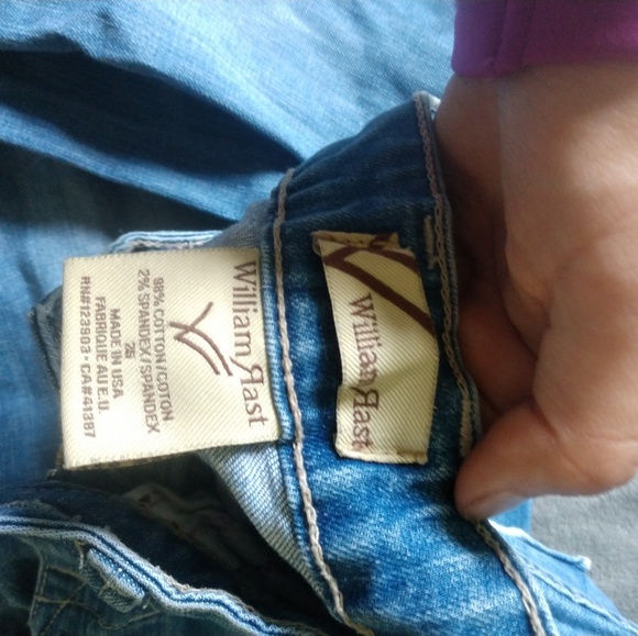 Jeans - Picture 1 of 2